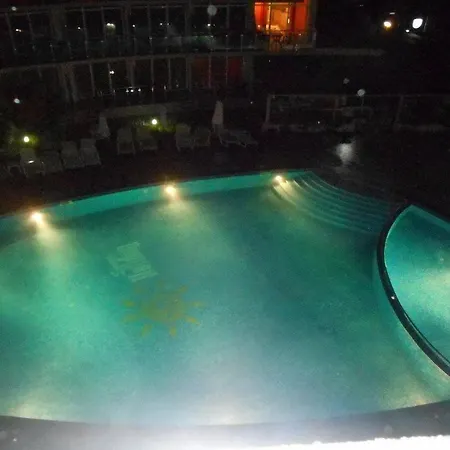 Sunny Lejlighedshotel 3*